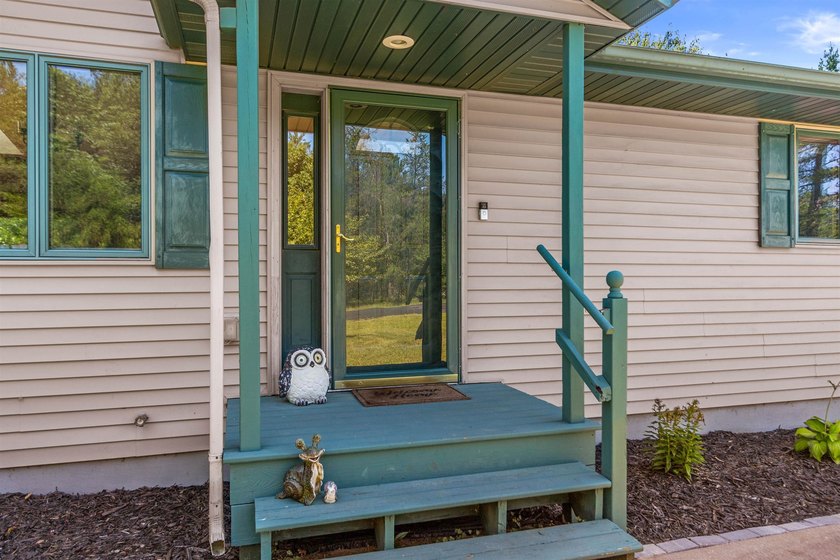 Whether you're searching for a year-round home or the perfect - photo 20