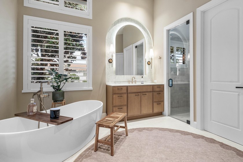 Welcome to this stunning fully renovated home with - photo 30