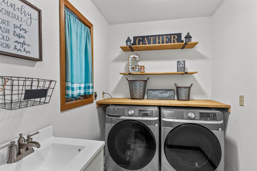 Whether you're searching for a year-round home or the perfect - photo 34