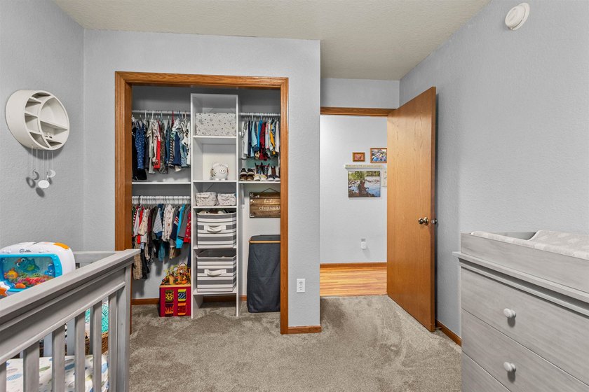 Whether you're searching for a year-round home or the perfect - photo 40