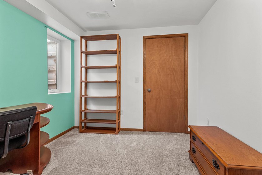 Whether you're searching for a year-round home or the perfect - photo 46