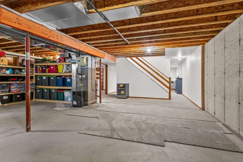 Whether you're searching for a year-round home or the perfect - photo 48