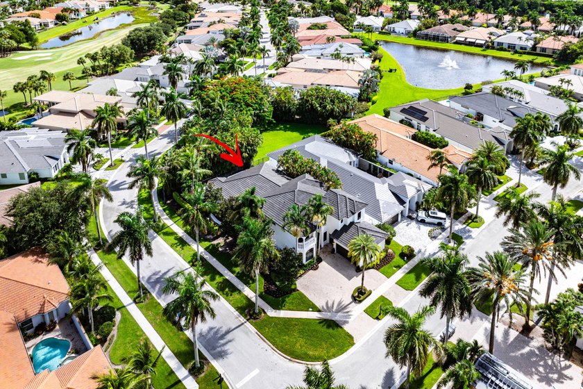 Welcome to this stunning fully renovated home with - photo 48