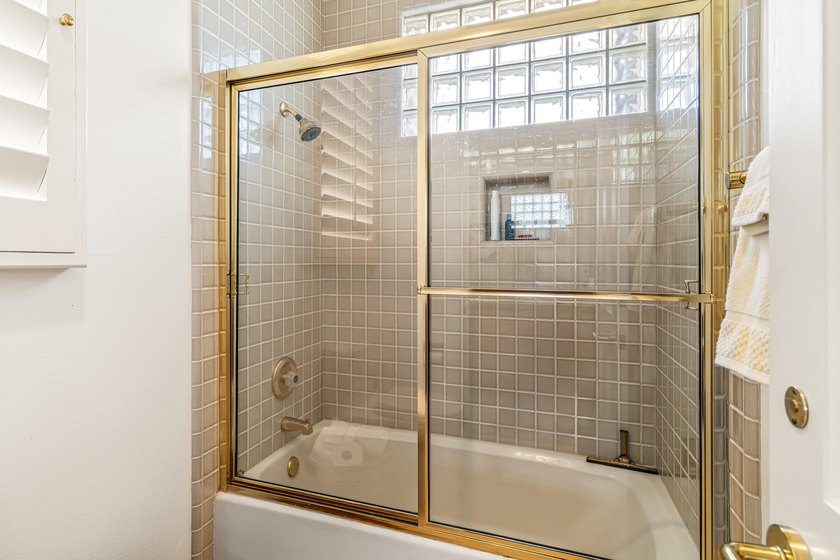 Sought-after custom built home with panoramic southern views - photo 45