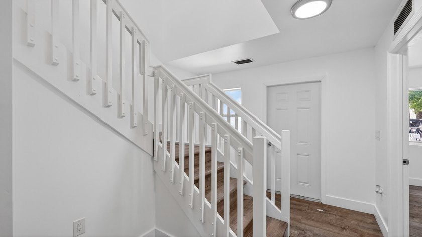 Completely renovated newer construction home featuring 4 - photo 6