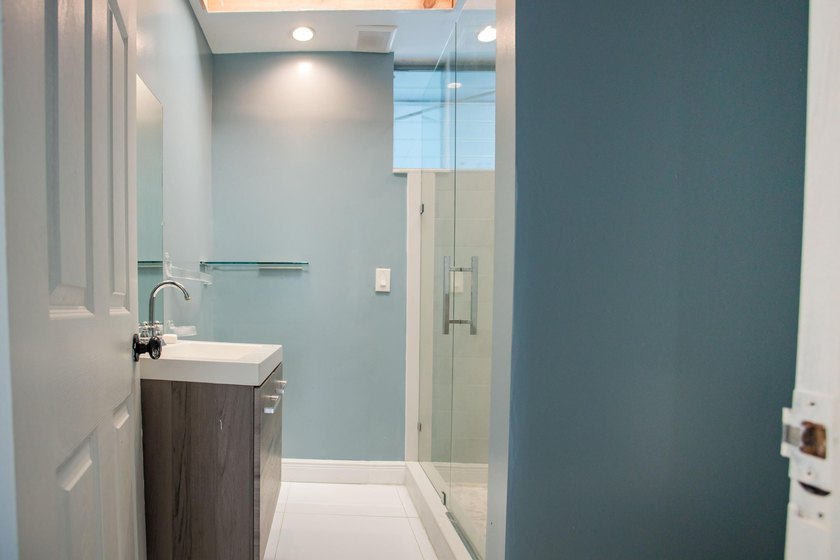 Income Producing Property. This stunning 6-bedroom, 3-bathroom - photo 8