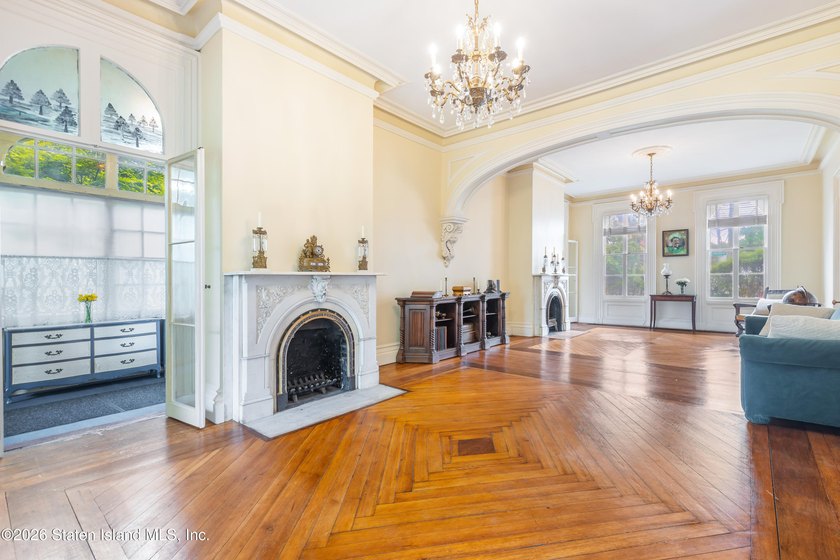 Welcome to one of New York City's most extraordinary landmarked - photo 12