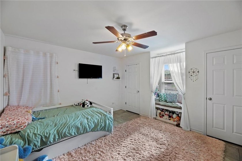 Waterfront living just got an upgrade. Welcome to 106 Dove Drive - photo 24