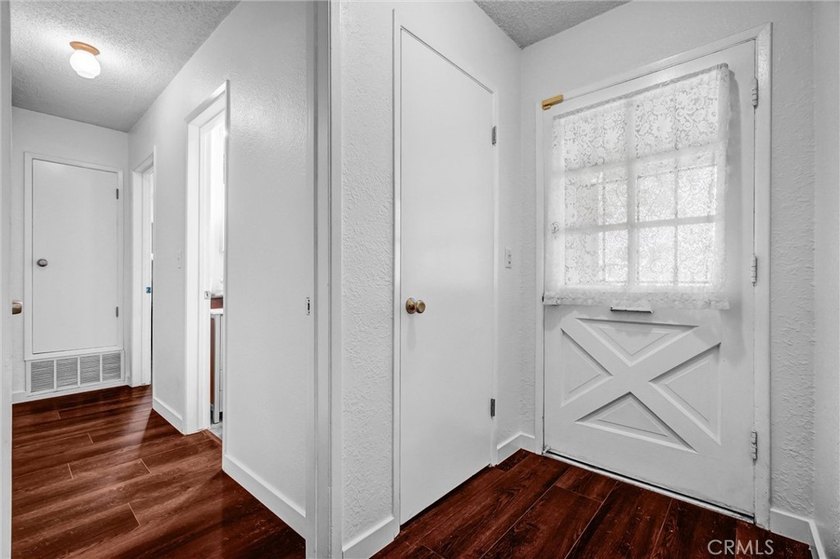 Imagine coming home to a property that offers the perfect blend - photo 21