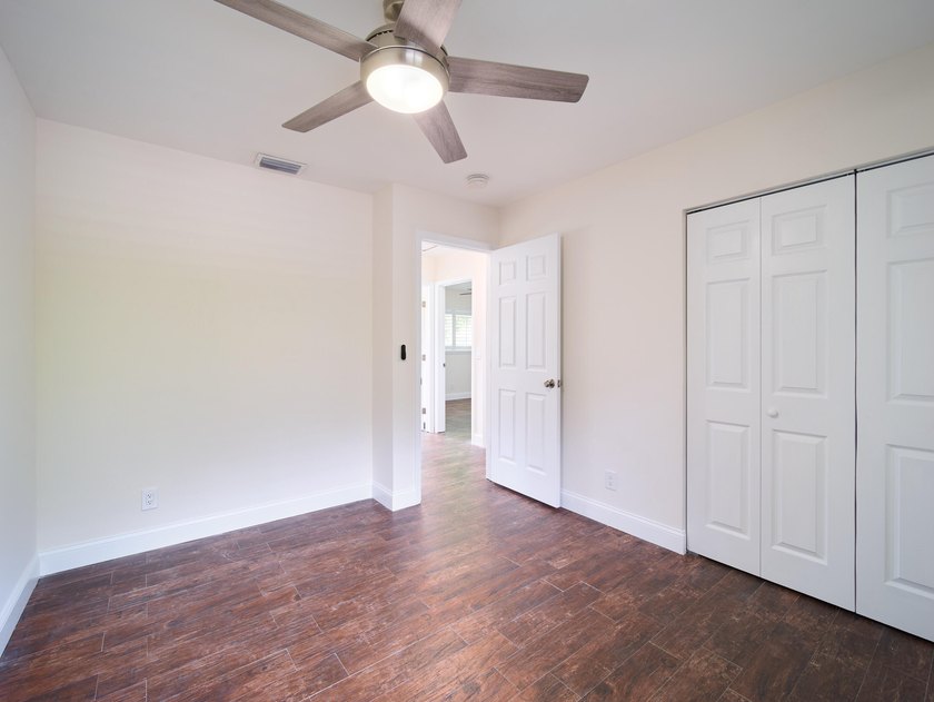 304 Cir W - photo 18