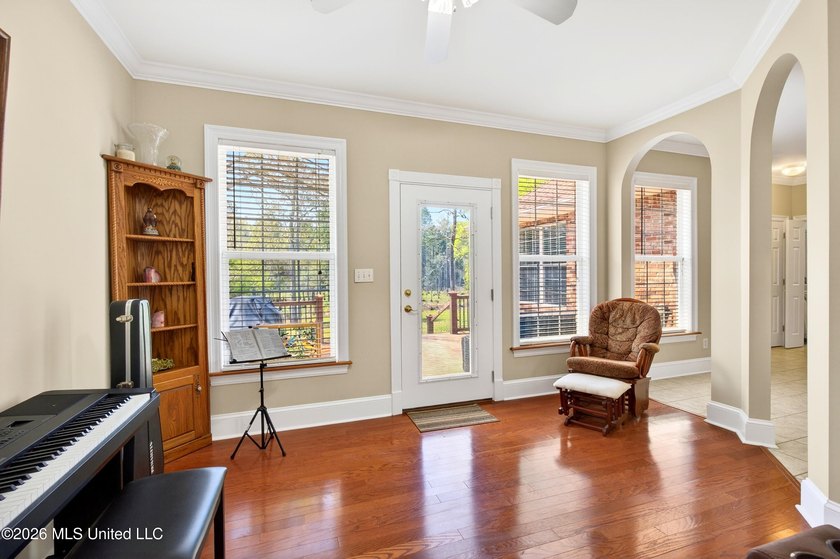 Located in the desirable Robinwood Village neighborhood in - photo 19