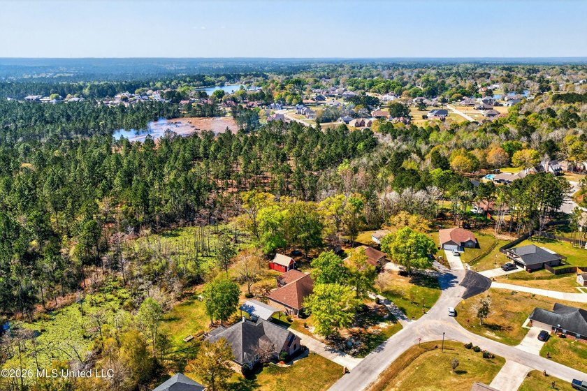 Located in the desirable Robinwood Village neighborhood in - photo 45