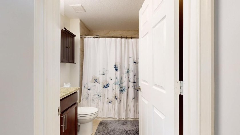 Welcome to this spacious single-story home in Port St. Lucie - photo 43