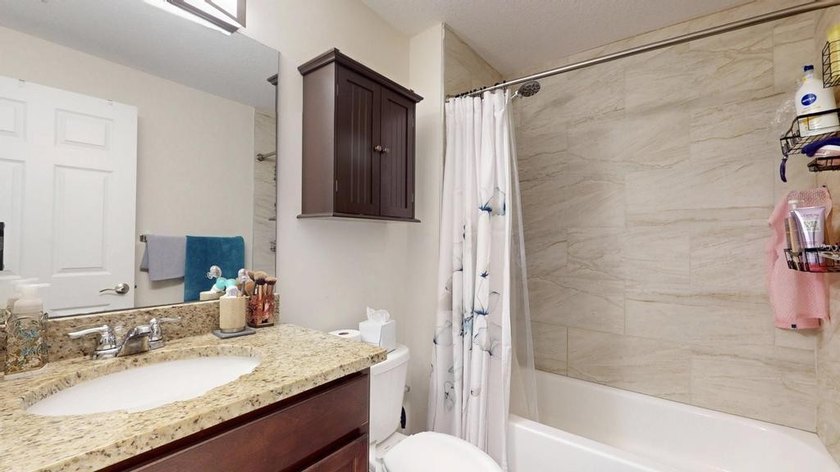 Welcome to this spacious single-story home in Port St. Lucie - photo 46