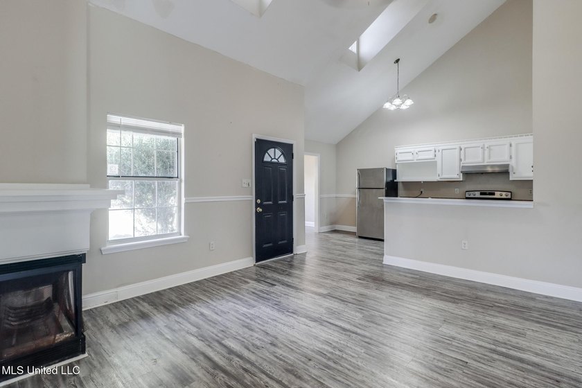 Welcome to this inviting, single-family home nestled in the - photo 3