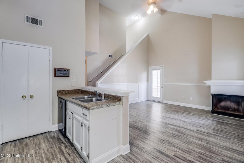 Welcome to this inviting, single-family home nestled in the - photo 4