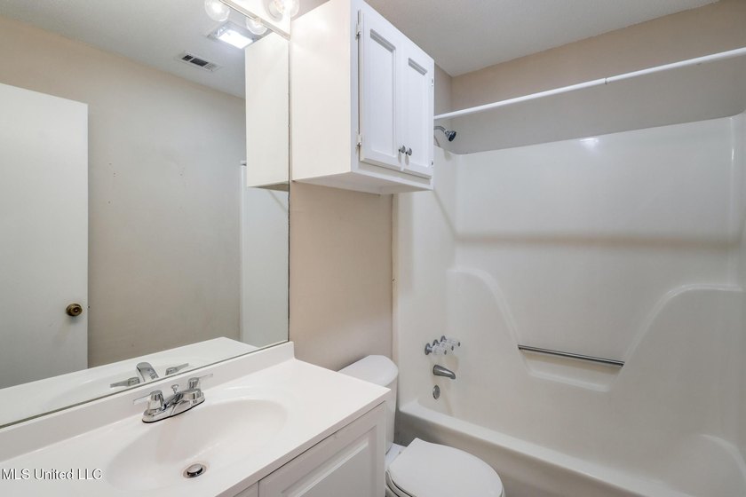 Welcome to this inviting, single-family home nestled in the - photo 10