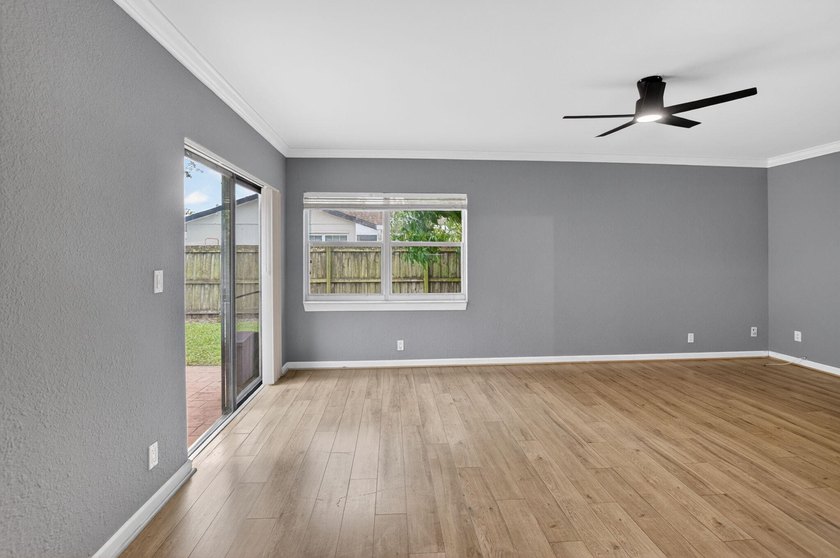 Come see this large 3 bedroom, 2 bathroom home with attached - photo 23
