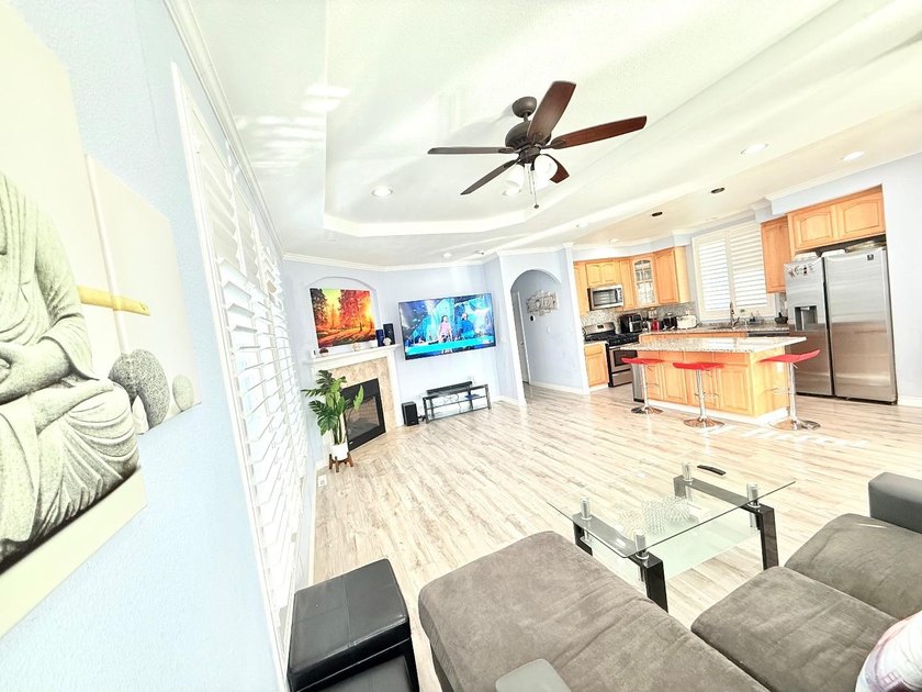 Welcome to this beautifully well-maintained home in San Jose - photo 6