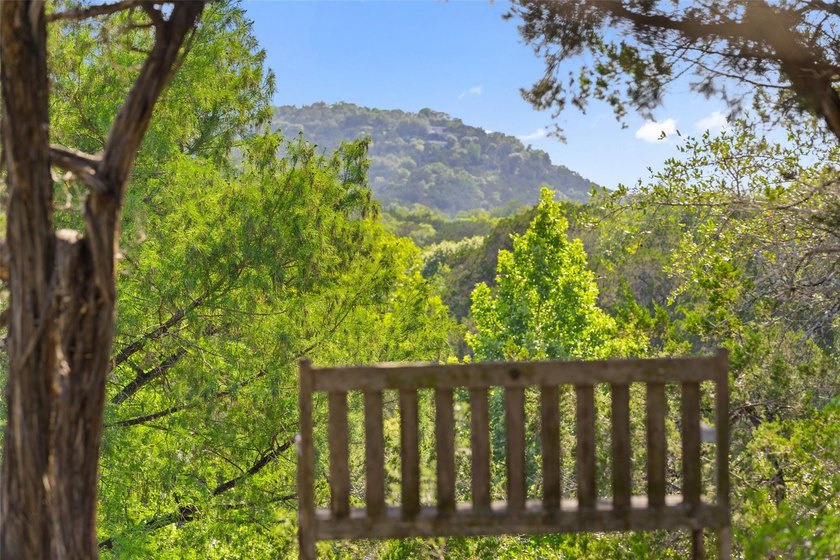 Nearly 10 private acres in Westlake with sweeping downtown - photo 7