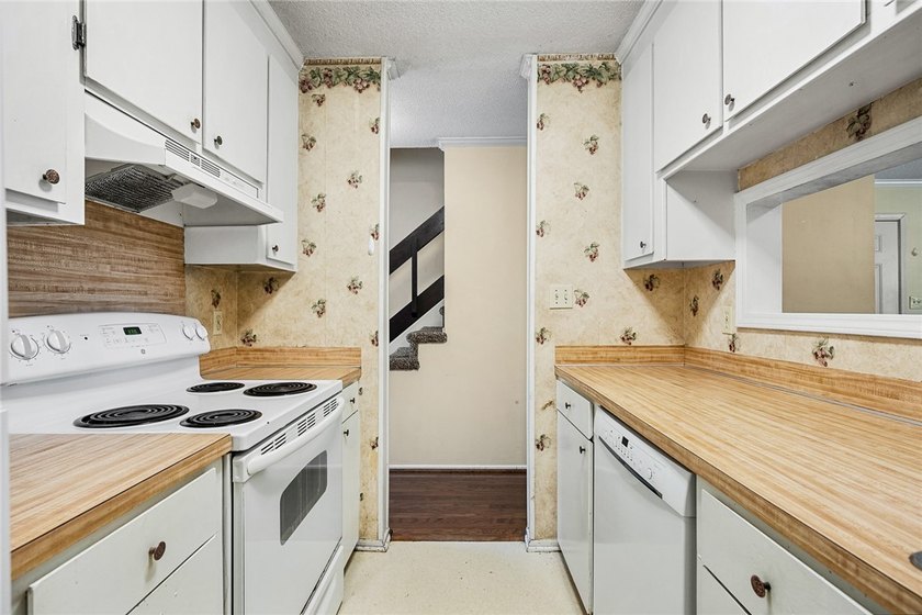 Opportunity starts here. This two-bedroom, one-and-a-half-bath - photo 15