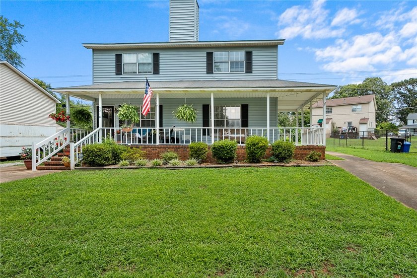 Opportunity starts here. This two-bedroom, one-and-a-half-bath - photo 27