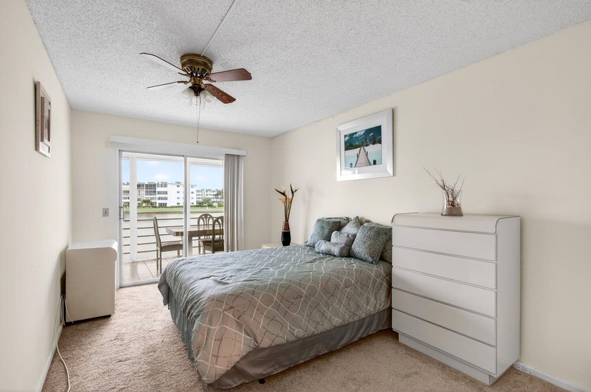 CENTURY VILLAGE--SUPER ACTIVE ADULT COMMUNITY! The heart of Boca - photo 35