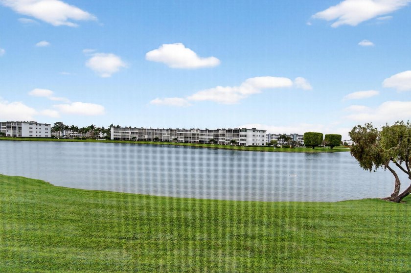 CENTURY VILLAGE--SUPER ACTIVE ADULT COMMUNITY! The heart of Boca - photo 45