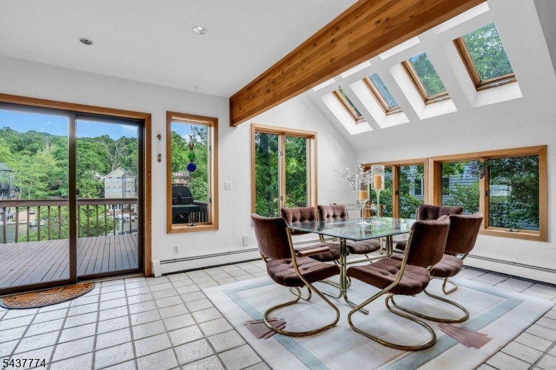 Escape to your own private lakefront retreat on Lake Hopatcong - photo 10