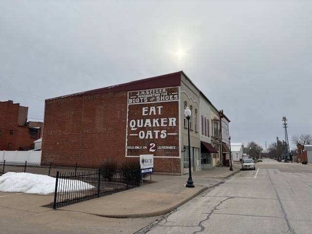 **Motivated Seller** 111 &amp; 115 W Main St, Perfect Retail - photo 2