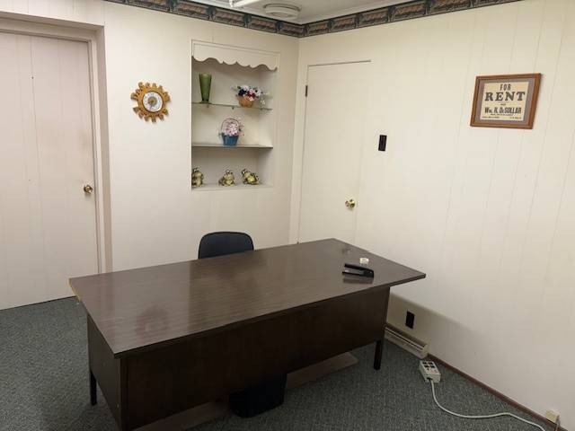 **Motivated Seller** 111 &amp; 115 W Main St, Perfect Retail - photo 9