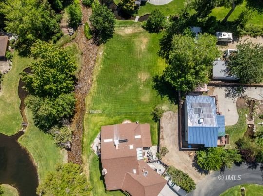 Welcome to 120 Desiderata in beautiful West Bishop. Situated on - photo 22