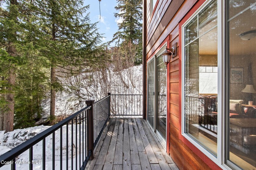 Welcome to The Elkhorn Lodge at Schweitzer Mountain Resort. Move - photo 18
