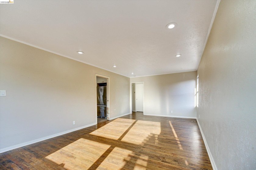 Charming property in Richmond's North &amp; East neighborhood set on - photo 5