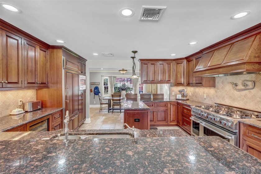 Welcome to 3014 Davis Place - A beautifully renovated - photo 11