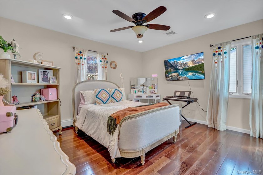 Welcome to 3014 Davis Place - A beautifully renovated - photo 21