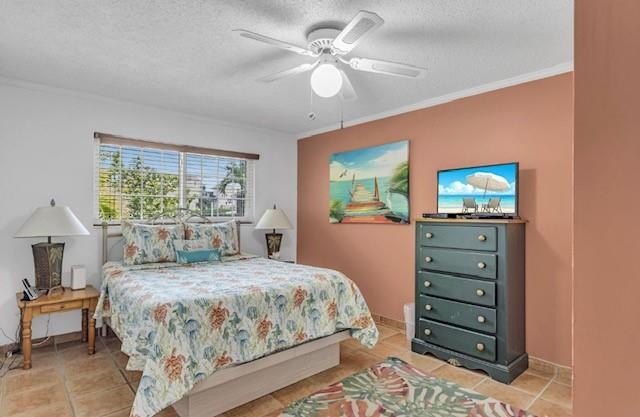 4/2 renovated waterfront home boasts private pool-new cutting - photo 25