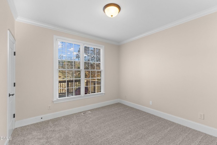 WATERFRONT LIVING AT ITS FINEST!$10,000. Paid toward buyers - photo 31