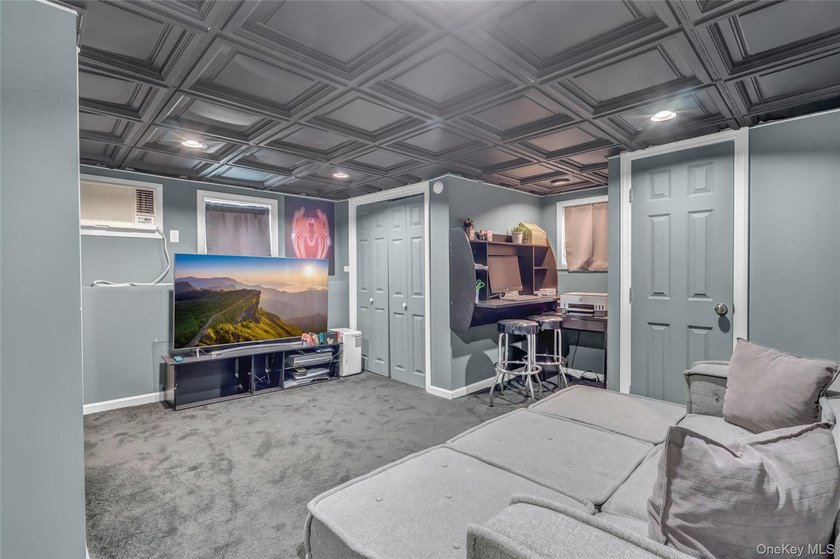 Welcome to 3014 Davis Place - A beautifully renovated - photo 32