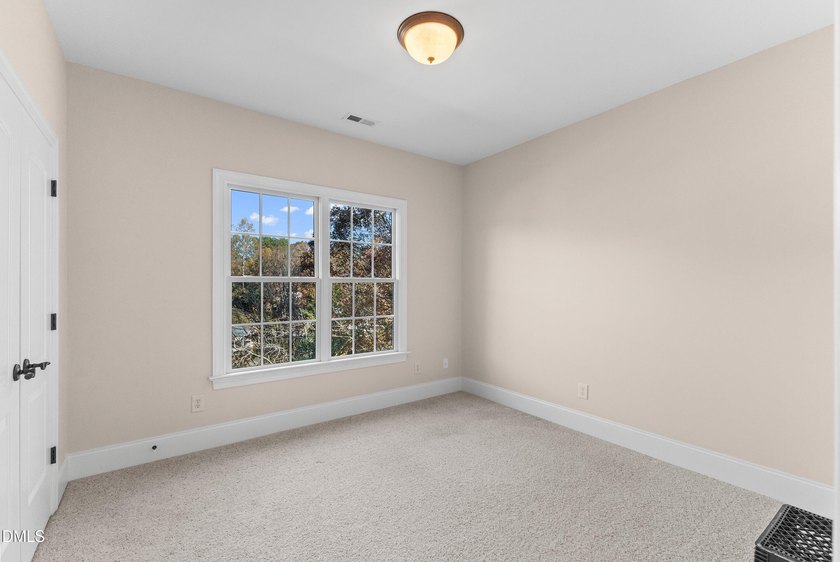 WATERFRONT LIVING AT ITS FINEST!$10,000. Paid toward buyers - photo 32