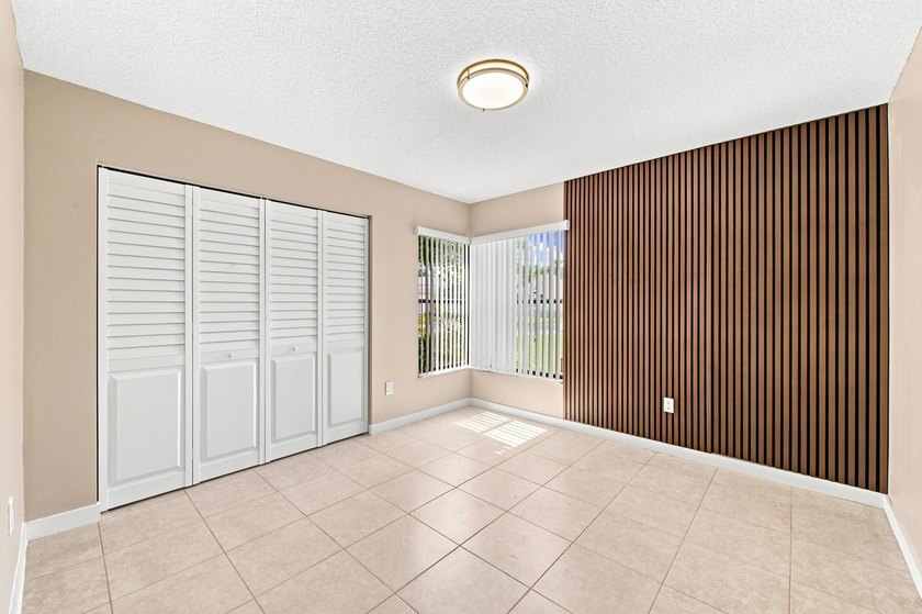 THIS STUNNING WATERFRONT CORNER HOME IN LAKESIDE GREEN IS THE - photo 19