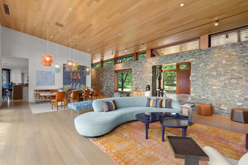 Welcome to Sea Haven, a breathtaking oceanfront estate where - photo 23