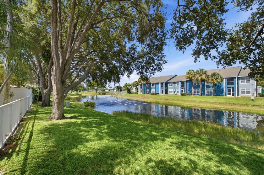 THIS STUNNING WATERFRONT CORNER HOME IN LAKESIDE GREEN IS THE - photo 38