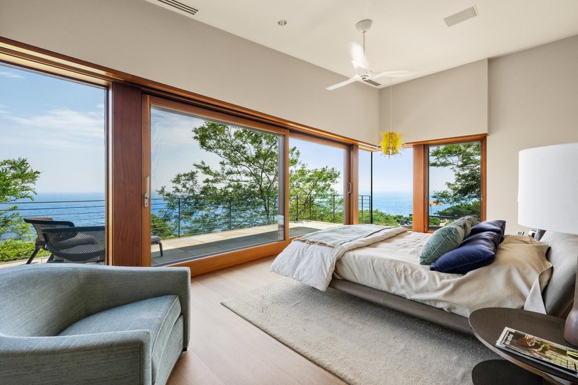 Welcome to Sea Haven, a breathtaking oceanfront estate where - photo 39