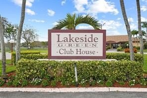 THIS STUNNING WATERFRONT CORNER HOME IN LAKESIDE GREEN IS THE - photo 39
