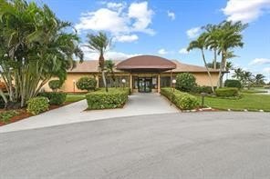 THIS STUNNING WATERFRONT CORNER HOME IN LAKESIDE GREEN IS THE - photo 40