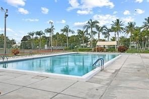 THIS STUNNING WATERFRONT CORNER HOME IN LAKESIDE GREEN IS THE - photo 42