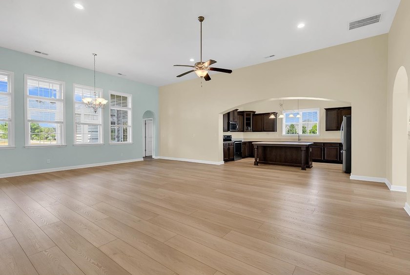 Don't miss this beautifully maintained 3br/2ba home located in - photo 25
