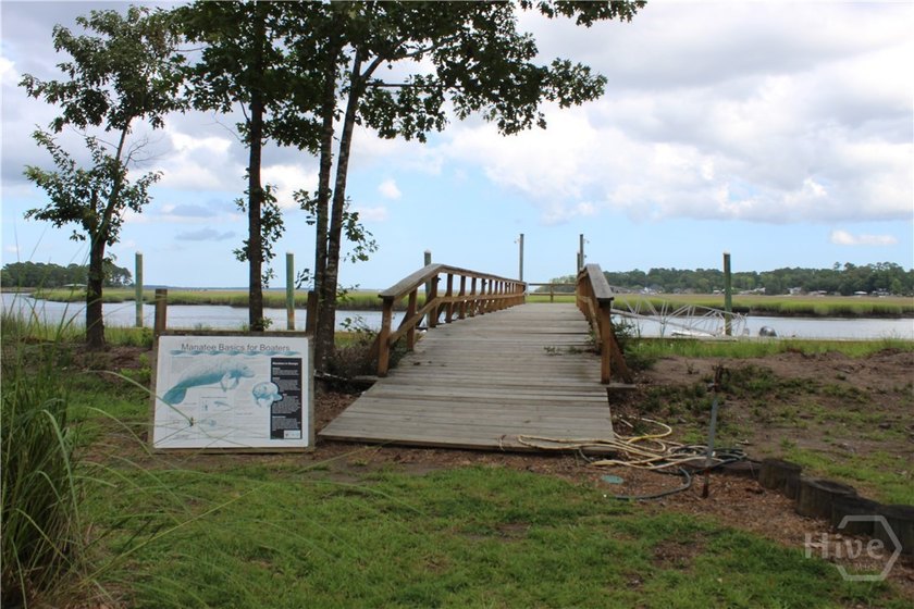 Rare 1.94-acre deepwater lot located on the Jerico River in the - photo 5