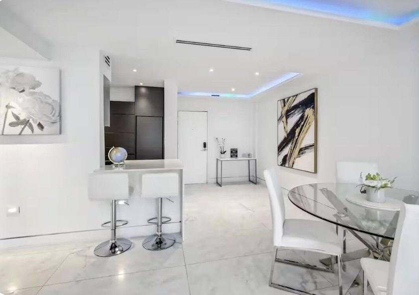 Turnkey 1BD/1BA upgraded in 2022 with tile floors, upgraded bath - photo 7